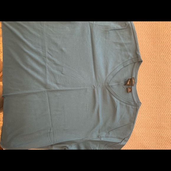Hugo boss t shirt - Picture 3 of 3